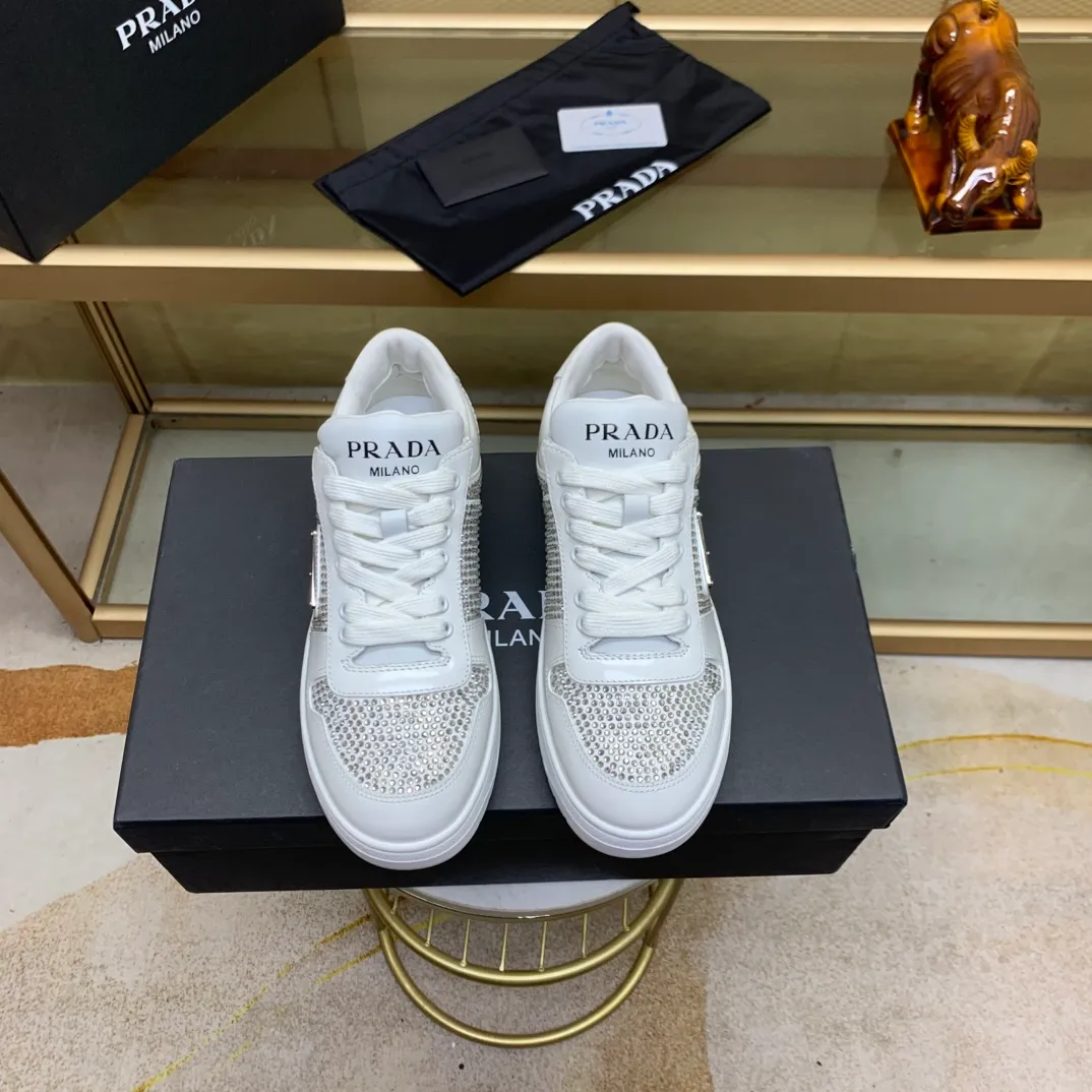 💰680.巜PRADA》Prada: Top 🔝purchasing agent🔍🔍The latest men’s counters are on sale simultaneously, high-quality original calfskin imported from Italy 🇮🇹. Brand logo* (prominent·high-end·noble·class·) exquisite workmanship (imported from Italy🇮🇹 Sole: Original sole provided by the original factory, ⚠️exclusive double-layer activity, TPR rubber, combination outsole; super comfortable, wear-resistant, non-slip, environmentally friendly🌳🌳🌳, real shot🎬The real thing is more beautiful🔍🔍 (high quality, follow the order) code number 38 to 44 (.45 customized)